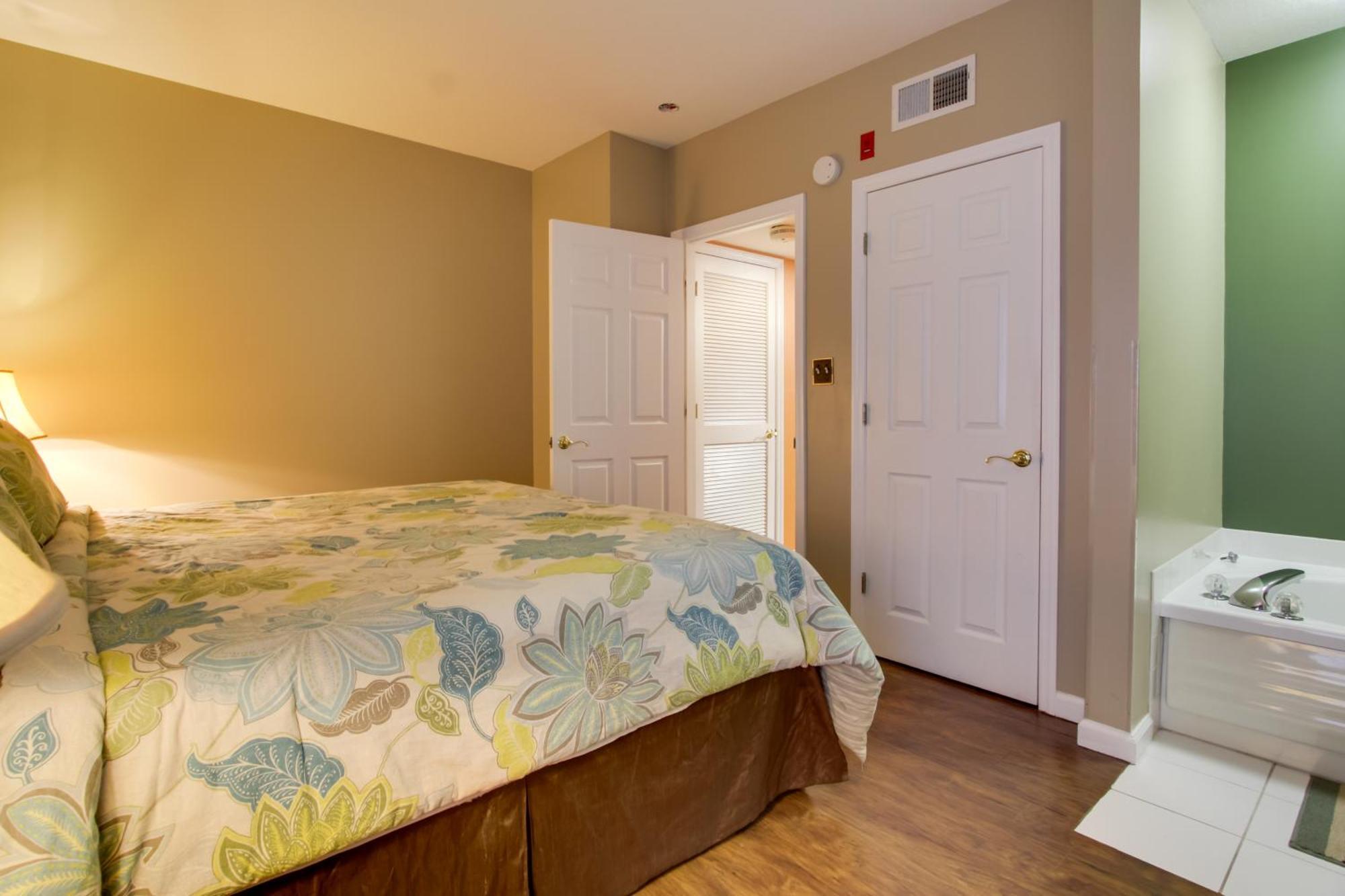 Parkway Condo About Walk To Island In Pigeon Forge! ภายนอก รูปภาพ