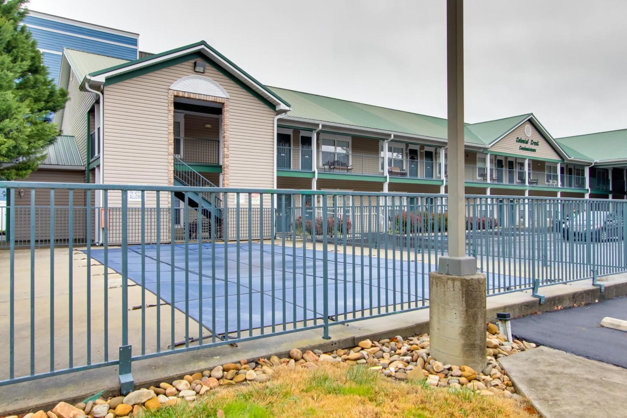 Parkway Condo About Walk To Island In Pigeon Forge! ภายนอก รูปภาพ