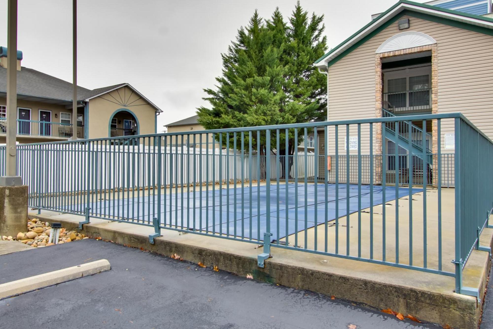 Parkway Condo About Walk To Island In Pigeon Forge! ภายนอก รูปภาพ